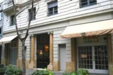 Hostal Tuset Barcellona 2*,  Spagna
